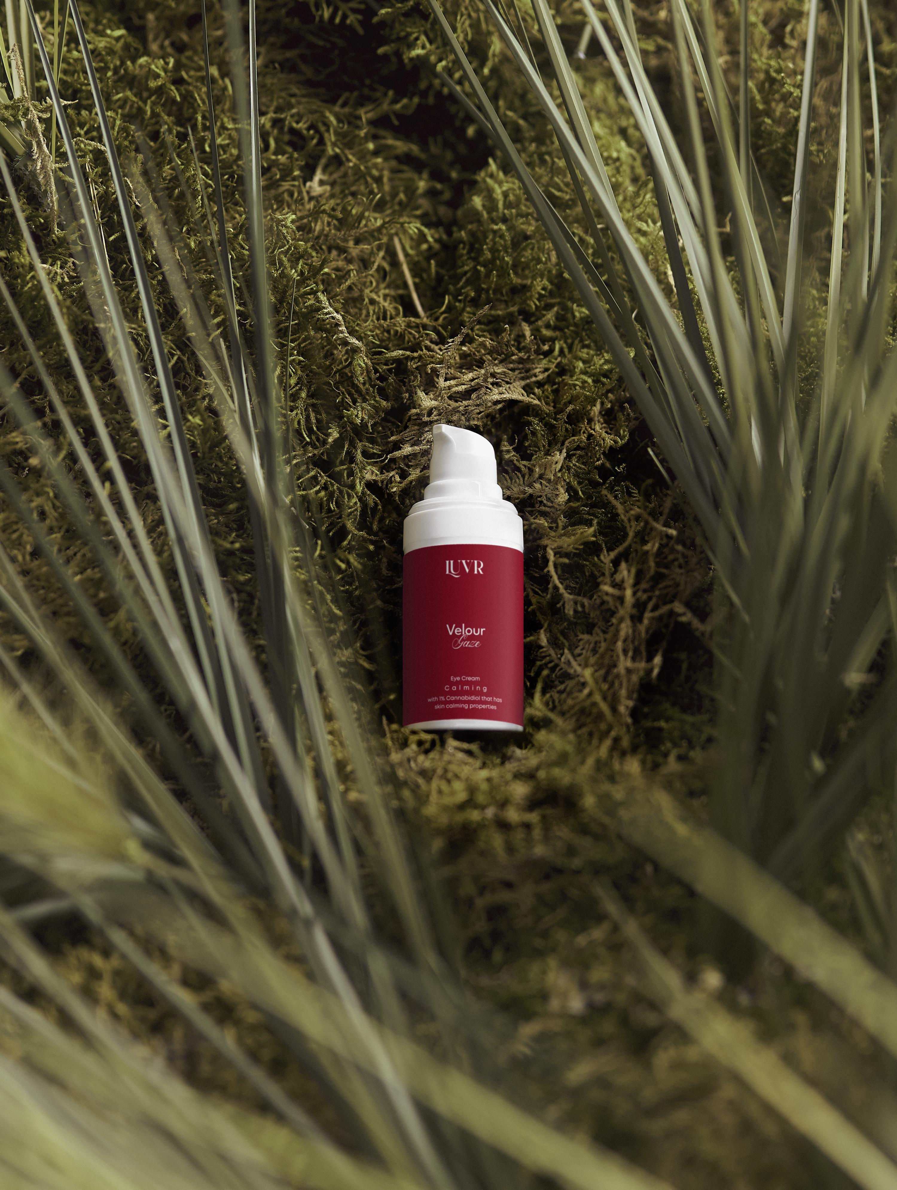 VelourGaze Eye Cream